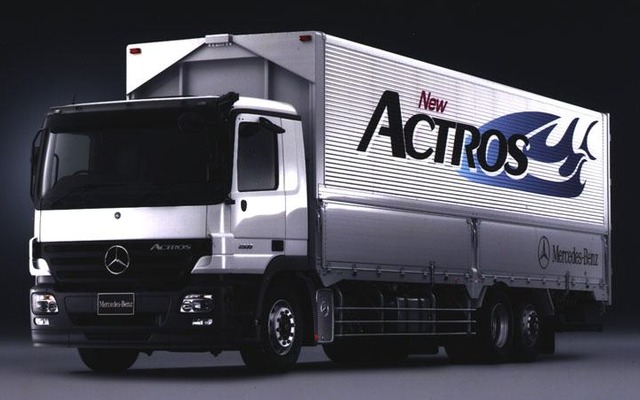 【新型『アクトロス』日本発表】メルセデスベンツの大型トラックが変わった