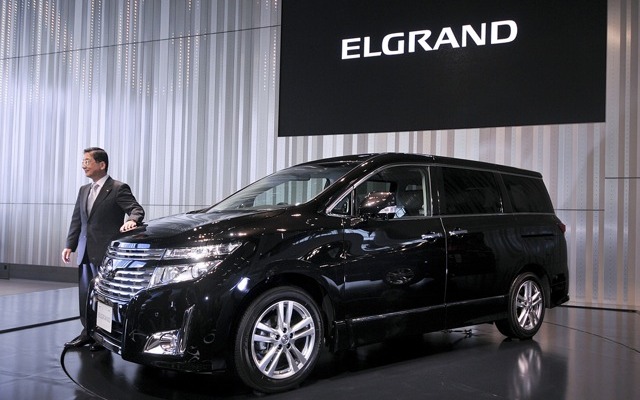 エルグランド新型