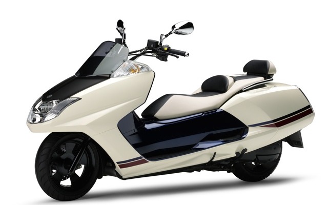MAXAM CP250、2010年モデル
