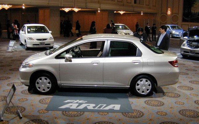 日本自動車メーカー、依然として海外頼み---第1四半期