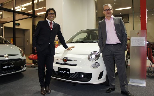 フィアット グループ オートモービルズ社のアバルト事業本部長アントニーノ・ラ バーテ氏が初来日