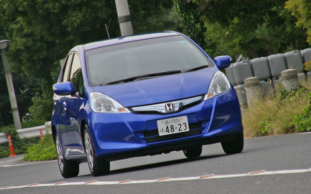 フィットハイブリッド