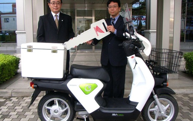 ホンダ EV-neo、テスト運用を開始…ビジネス現場のデータ収集