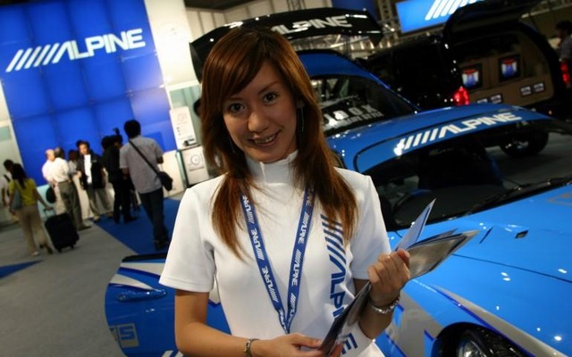 【オートギャラリー2003写真蔵】あの娘の笑顔に会える!
