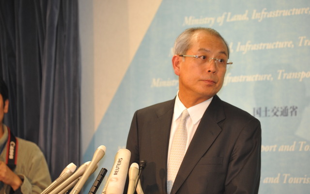 鈴木久泰長官（5日、撮影＝中島みなみ）