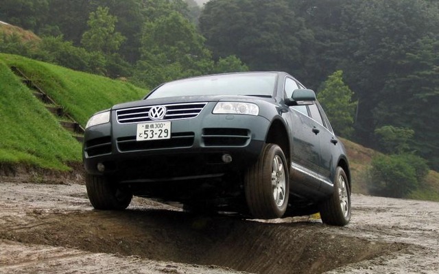 プレミアムSUV・VW『トゥアレグ』---オン/オフ走りの写真蔵