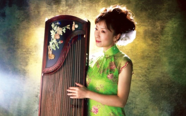 伍芳（ウー・ファン）