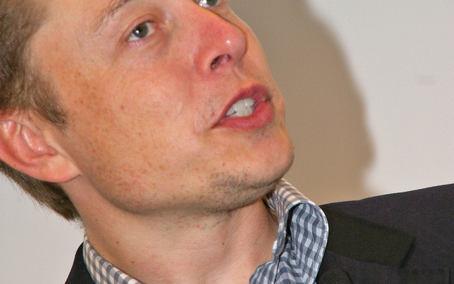 イーロン・マスクCEO（12日・ショールームオープンイベントにて）