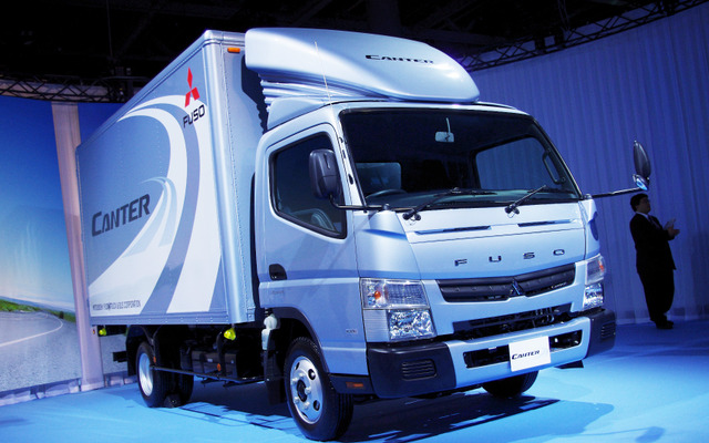 キャンター新型