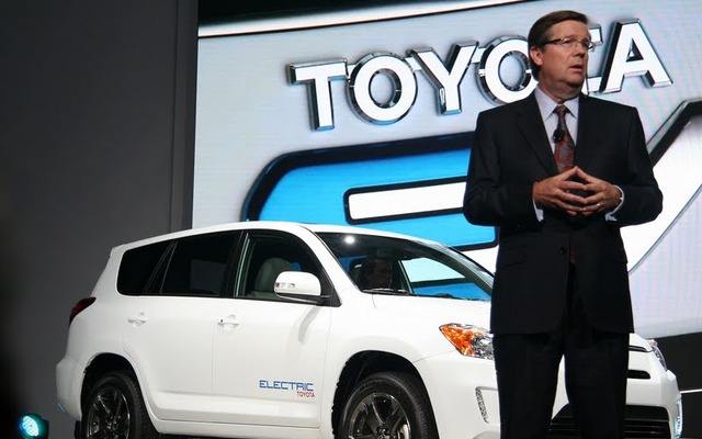 トヨタはRAV4 EVにテスラの技術を注入した