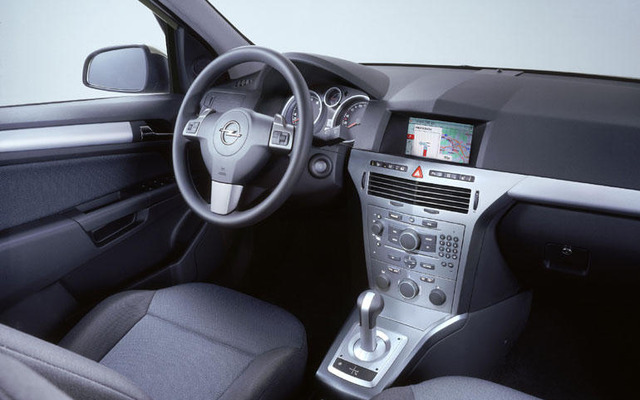 【フランクフルトショー2003出品車】新型オペル『アストラ』のインテリア