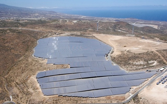 スペインに設置している太陽光発電所
