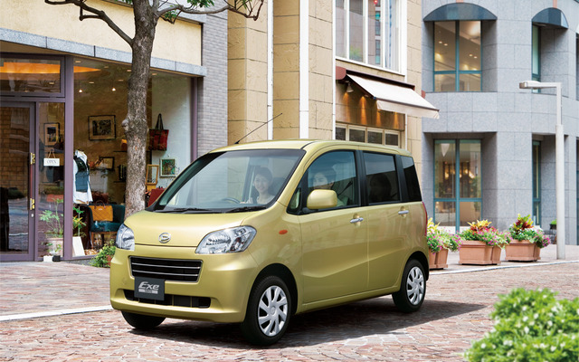 タント エグゼ全車にABS、CVTを標準装備