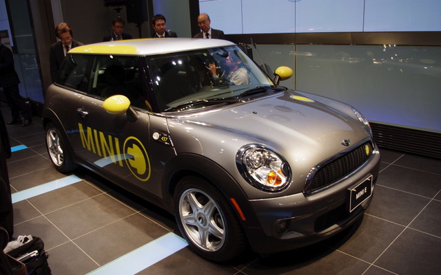 電気自動車MINI Eを使用し実証試験を開始した（30日）