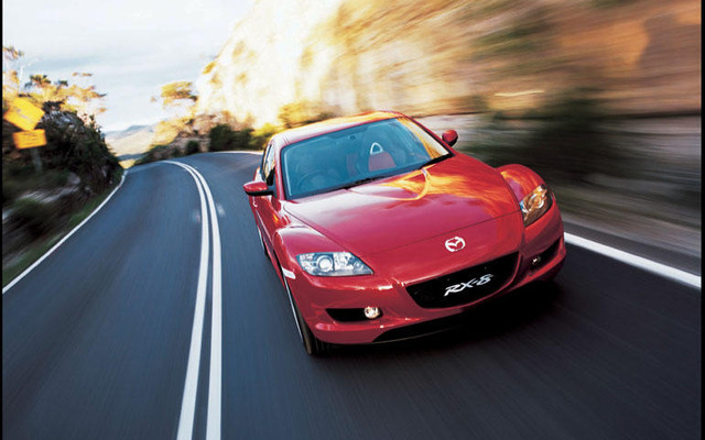 マツダ『RX-8』、アメリカ市場で手痛いスタート