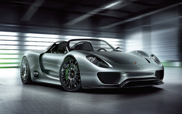 918