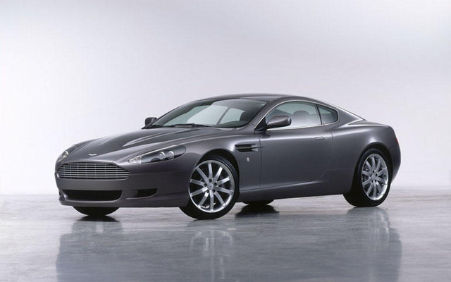 アストンマーチン『DB9』---DB7後継、V12バンキッシュの弟分