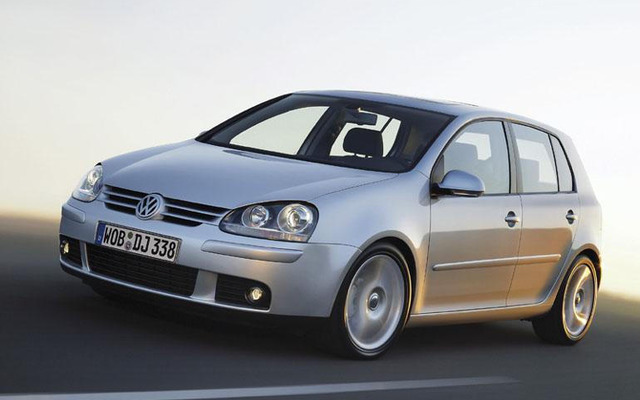 【フランクフルトショー2003出品車】新型VW『ゴルフ』は200万円でおつり