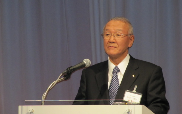 新型「ムーブ」発表会