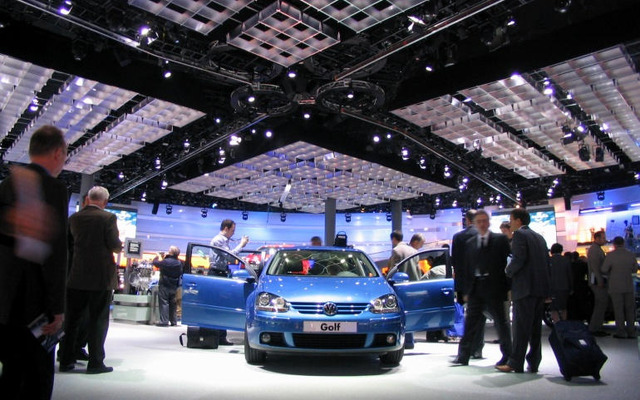 【フランクフルトショー2003速報】VW『ゴルフ』、日本仕様は…