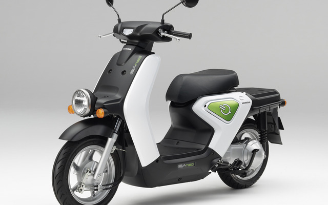 ビジネス向け電動バイクの EV-neo