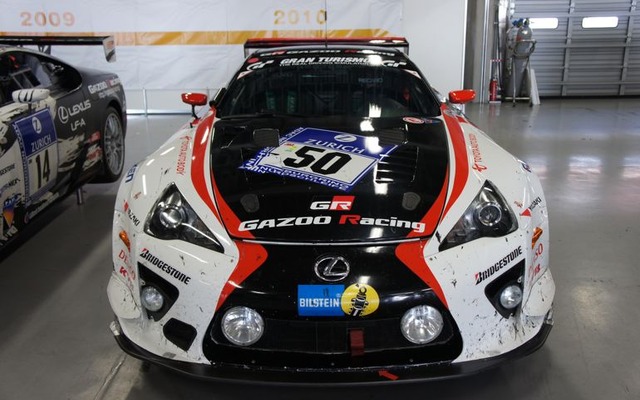 レクサスLFA 、2010 ニュルブルクリンク24時間耐久レースのクラス優勝車