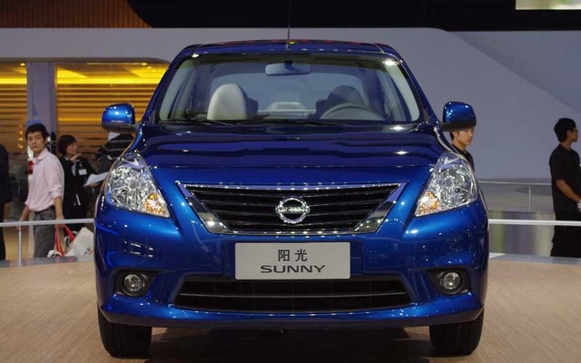 日産 サニー