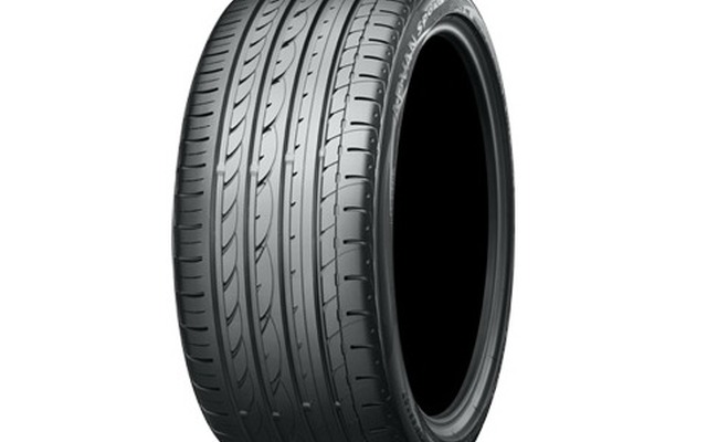 アウディA7スポーツバックに装着されたADVAN Sport