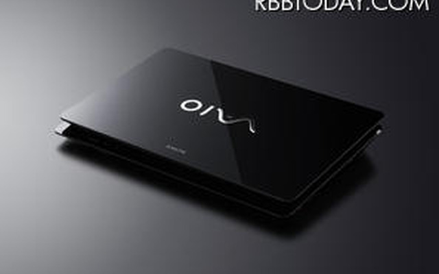 【CES 2011】ソニー、3D製品を大幅拡充……3D対応VAIOを今春発売！ 3D対応VAIO「Fシリーズ」