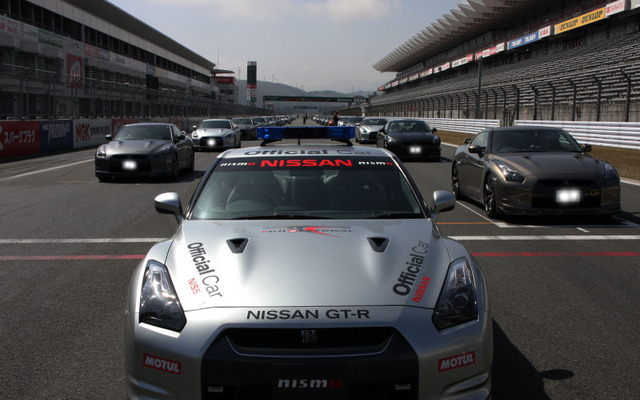 ワンメイクドライビングレッスン日産GT-R（R35）