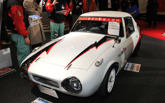トヨタ東京自動車大学校、トヨタスポーツEVツインがエコカー部門で優秀賞