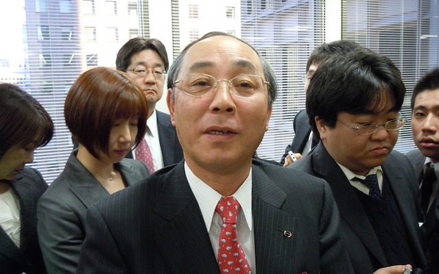 白井芳夫社長