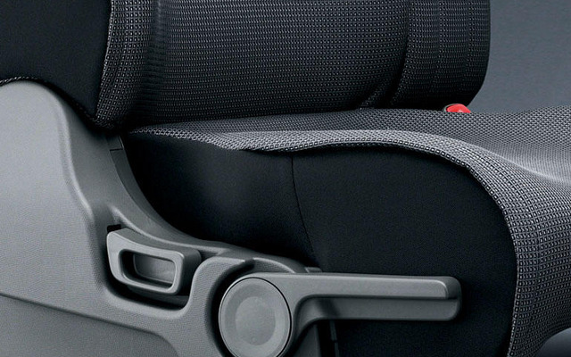 【日産『キューブ・キュービック』写真蔵】先進の“楽しい”デザイン空間
