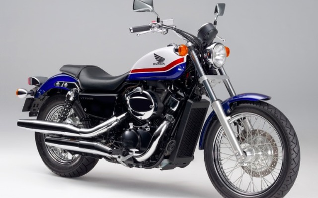 VT750S (パールヘロンブルー)