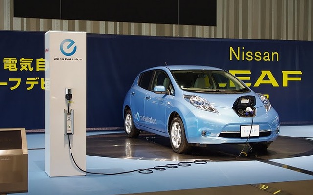 日産リーフ