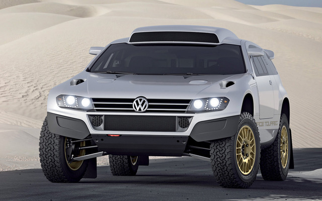 カタールモーターショー11】VW レーストゥアレグ、公道