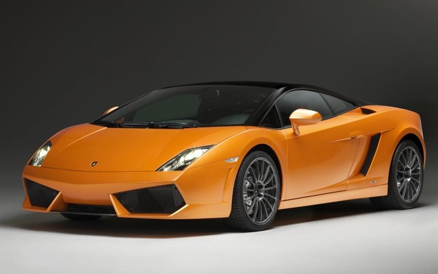 ガヤルド LP560-4 ビコローレ