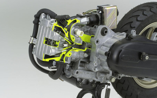 ホンダ、世界初の50cc4ストローク用燃料噴射装置を開発