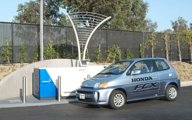 家庭用水素ステーションを開発したホンダの本気