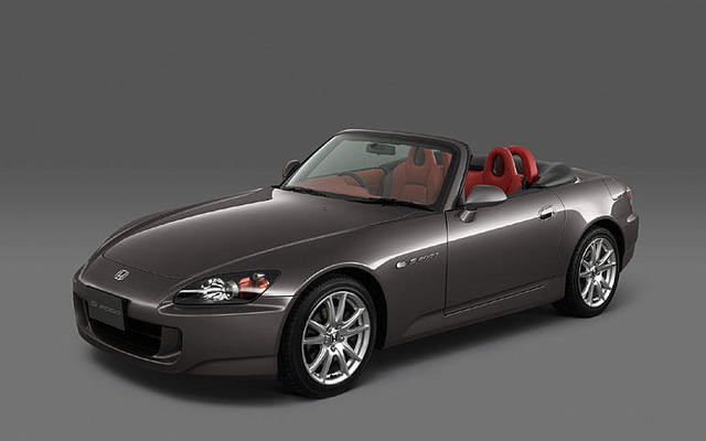 ホンダ『S2000』がマイナーチェンジ、走行性能アップ