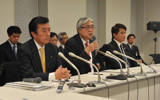 （16日・衆議院議員会館）　撮影＝中島みなみ