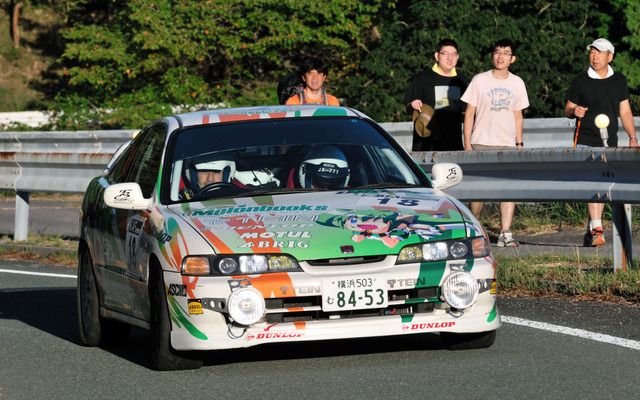 インテグラの痛車で全日本ラリー選手権に参戦（C）copyright 2011 MELONBOOKS Inc. all rights reserved.