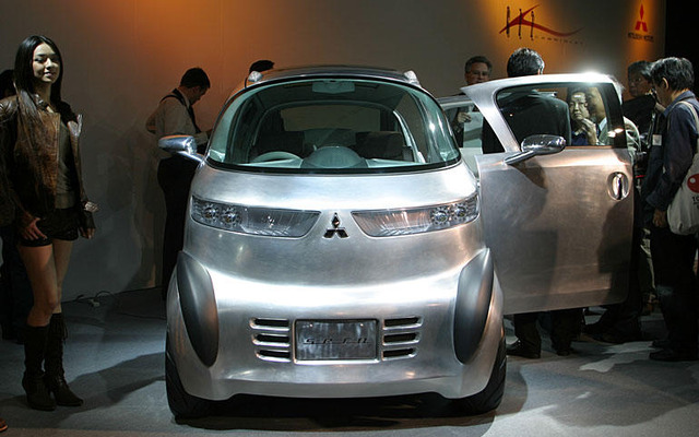 【東京ショー2003出品車】ショーの初日と最終日では違ったクルマ……三菱『SE・RO』