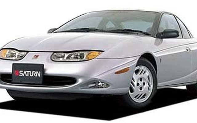 運転中、突然シートがリクライニングするクルマ