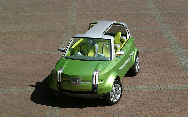 【東京ショー2003出品車】乗車前にジャンケン……日産『レディゴ』