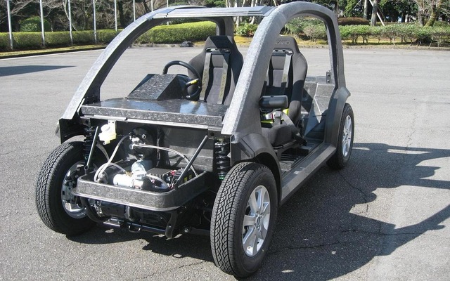 オール熱可塑性CFRPのコンセプトカー