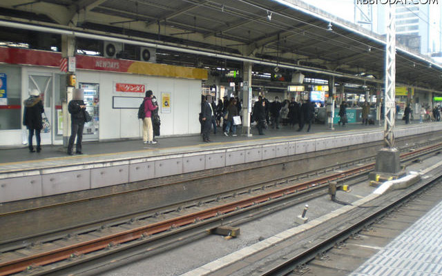 新橋駅（15日）