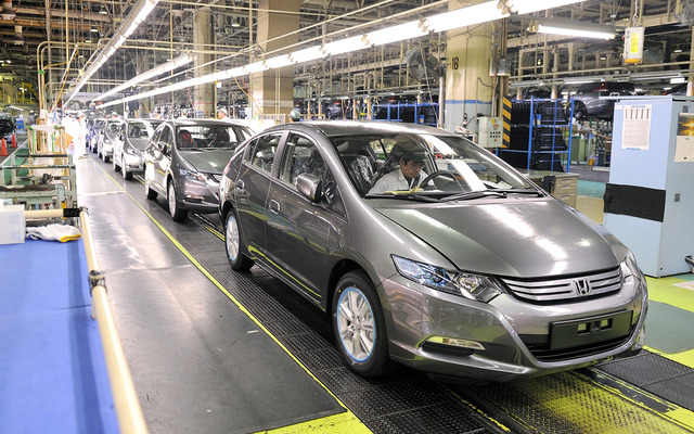 国内生産の低迷で世界生産が前年同月比1.9％減、15か月ぶりに前年を下回った