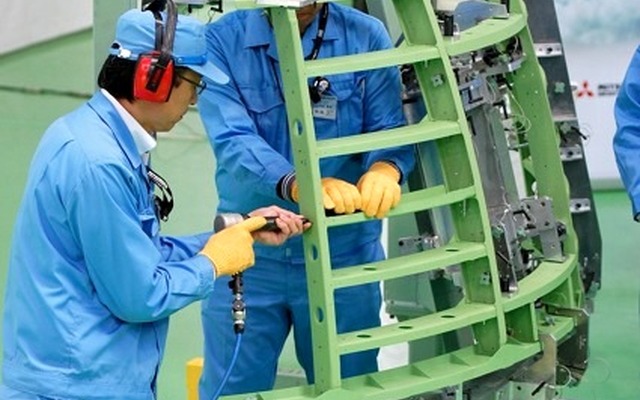 鋲打ち