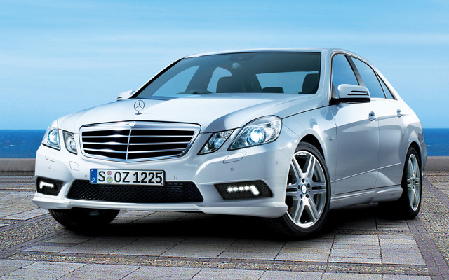 メルセデスベンツ E250 CGI ブルーエフィシェンシー